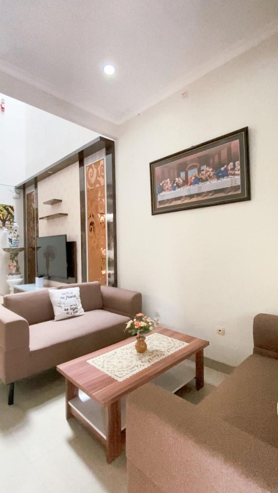 יוגיאקרטה Kirana Residence By Sampai Coliving מראה חיצוני תמונה